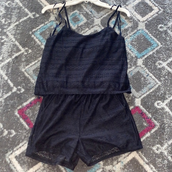 Romper - Picture 1 of 4